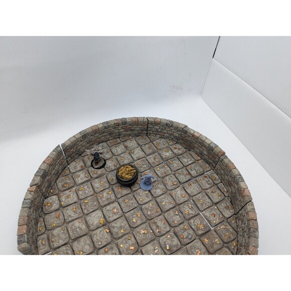 28Piece Hoard Room Terrain for D&D and RPG Tabletop Games (Magnetic or Openlock) - Picture 2 of 7